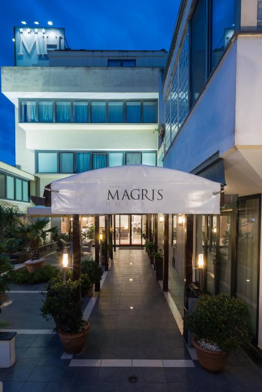Magri's Hotel - Resim 37