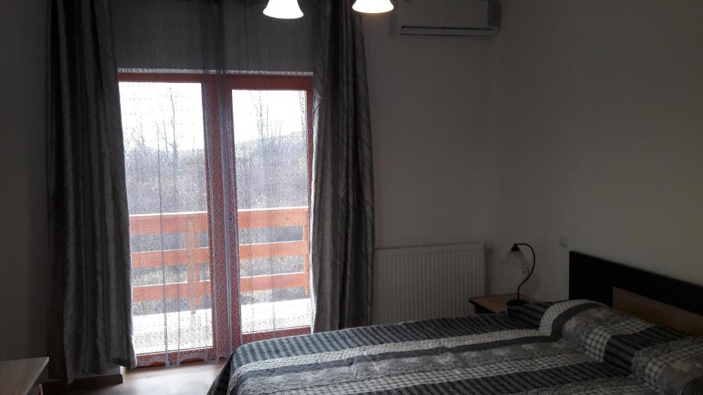 Pensiunea Agroturistica Green Odoba - Chambre Royale Avec Balcon
