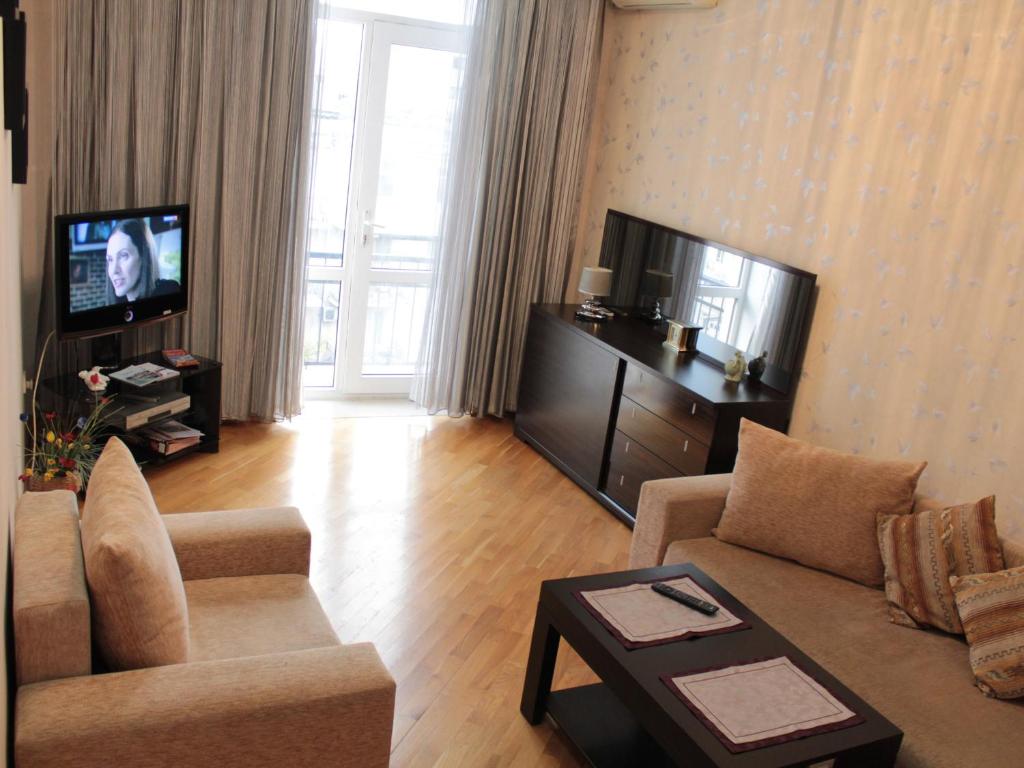 فضای داخلی My sweet home on Gadzhibekova 105-119 در باکو - تصویر ۳