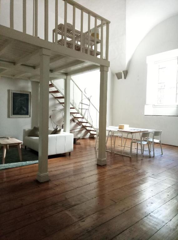 Palazzo Larioni dei Bardi - 4