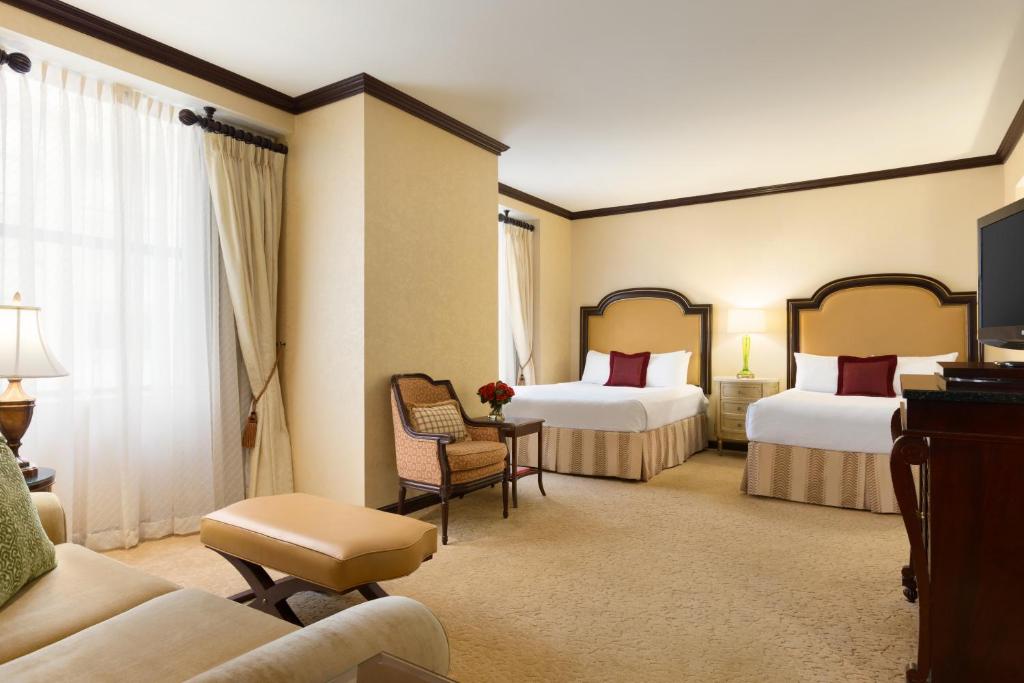 Postel nebo postele na pokoji v ubytování Hotel Du Pont