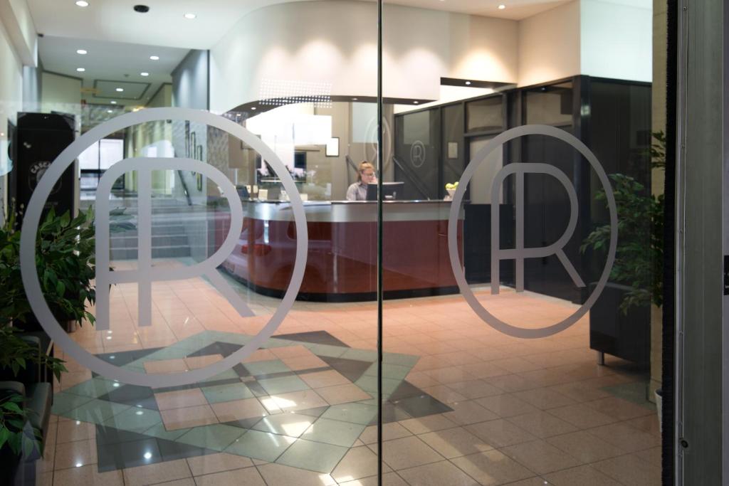 Adelaide Riviera Hotel - Resim 13