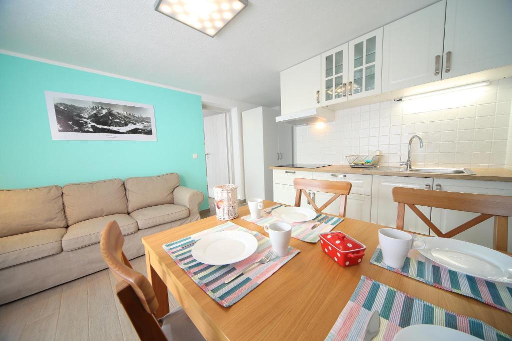 Kuchyň nebo kuchyňský kout v ubytování Apartments Planica