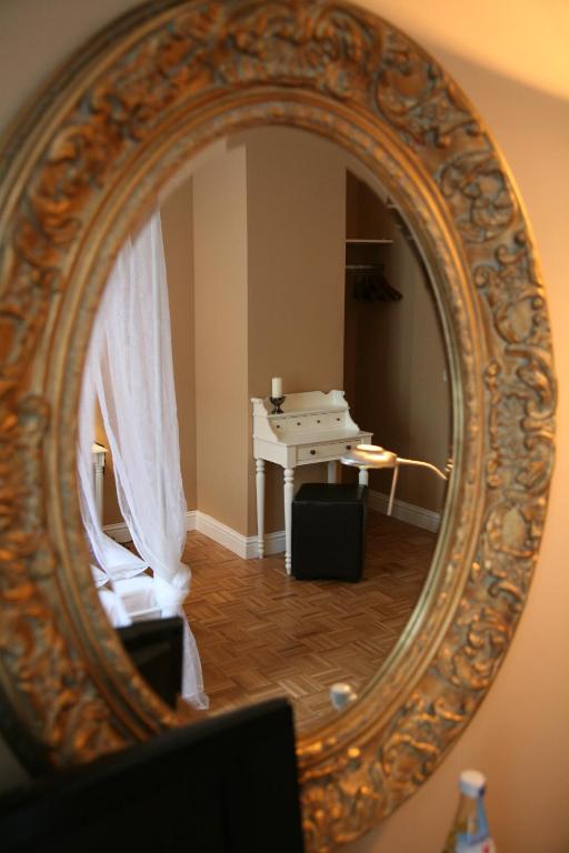 Hotel-Maison Am Olivaer Platz - Resim 21