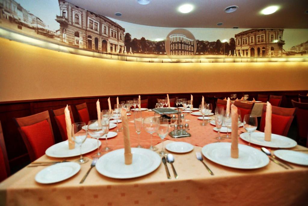 Restaurace v ubytování Hotel Savus