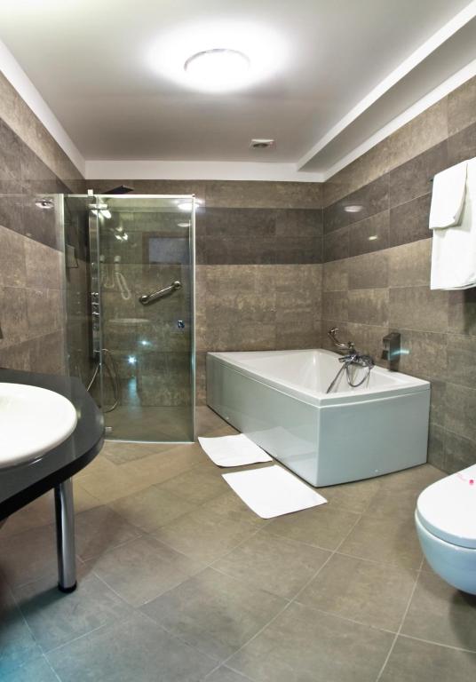 Hotel Młyn Aqua Spa Biblioteka - 11