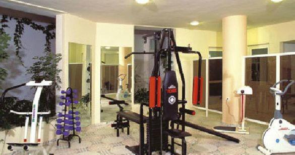 Posilňovňa alebo fitness centrum v ubytovaní Vantaris Palace