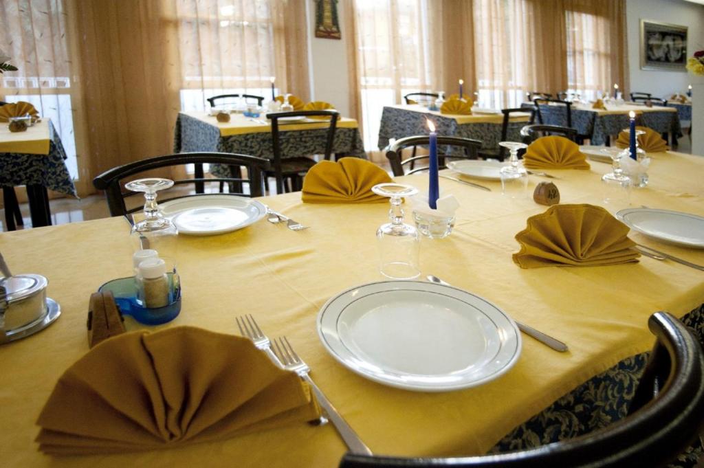 Restaurace v ubytování Hotel Giunchi