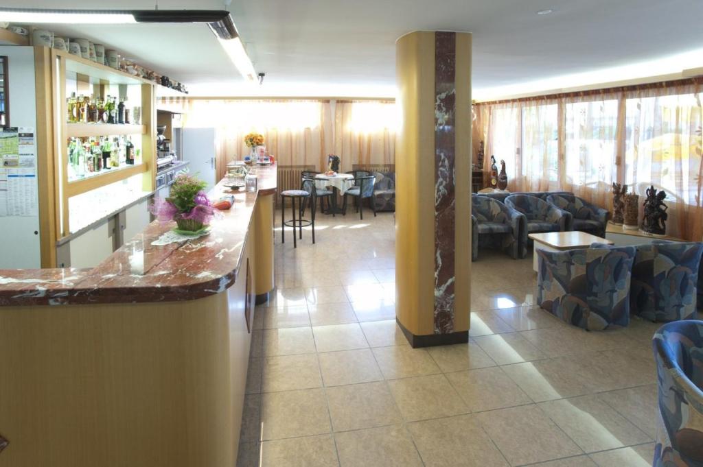 Restaurace v ubytování Hotel Giunchi
