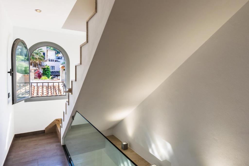 Kép Townhouse Calvari By homevillas360 szállásáról Pollençában a galériában