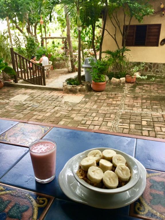 Hrana v oz. blizu hostel