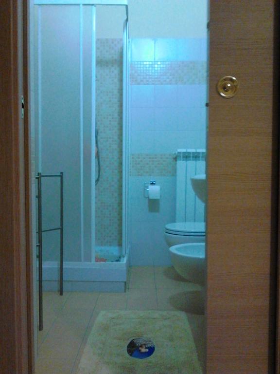 B&B Dietro Piazza Maggiore - Double Or Twin Room With Private Bathroom