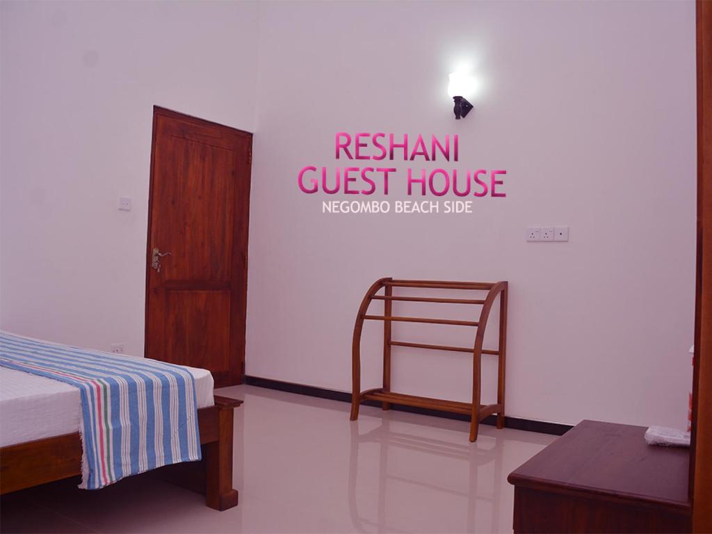 Postel nebo postele na pokoji v ubytování Reshani Guest House