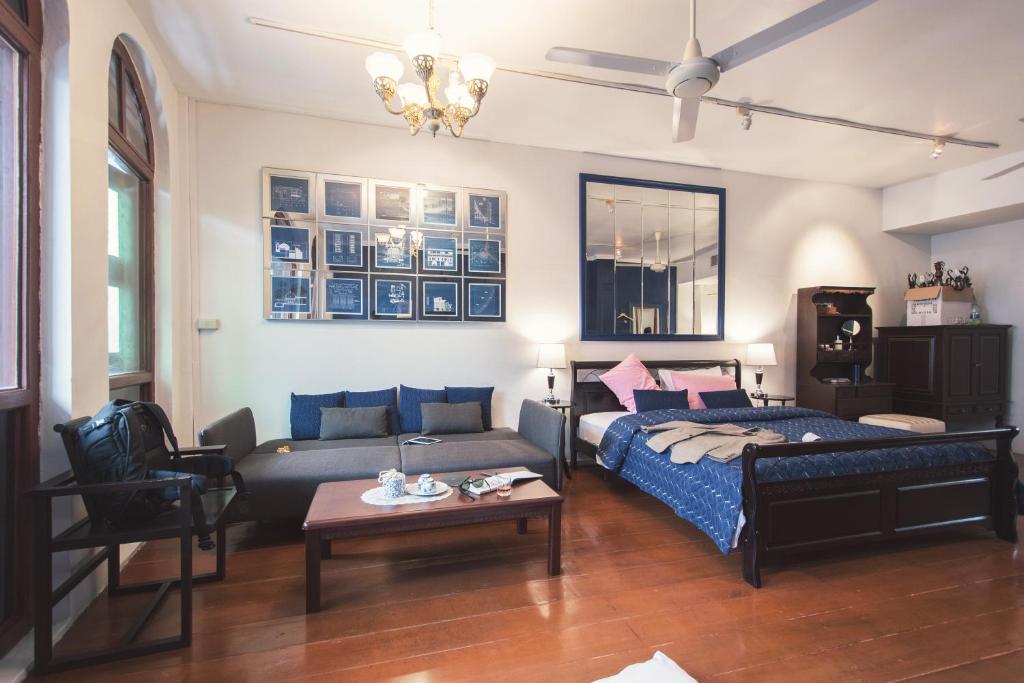 2ROOMS Boutique House - 3