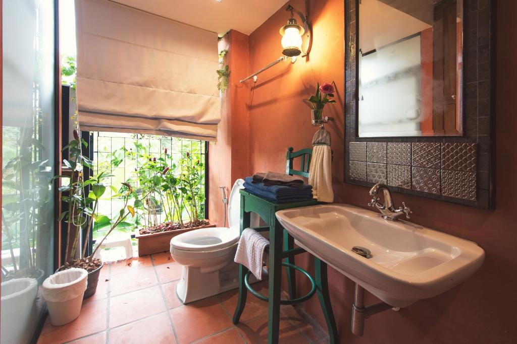 2ROOMS Boutique House - 10