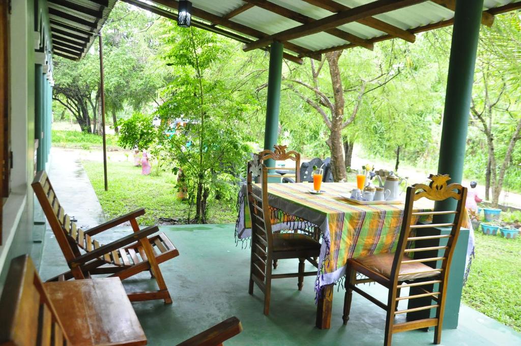 Zahrada ubytování Rock Lake Home Stay