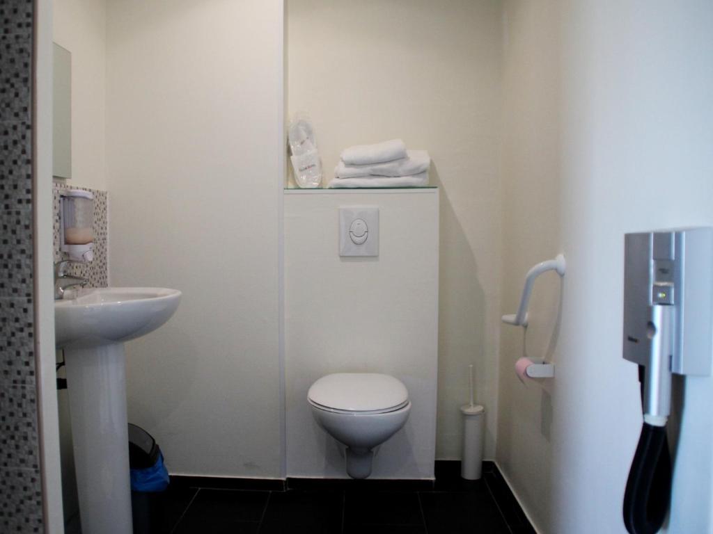 Vannituba majutusasutuses Saglam Hôtel