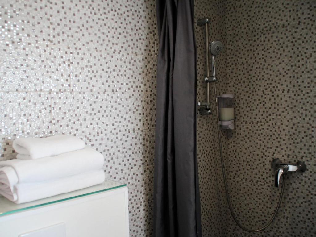 Vannituba majutusasutuses Saglam Hôtel
