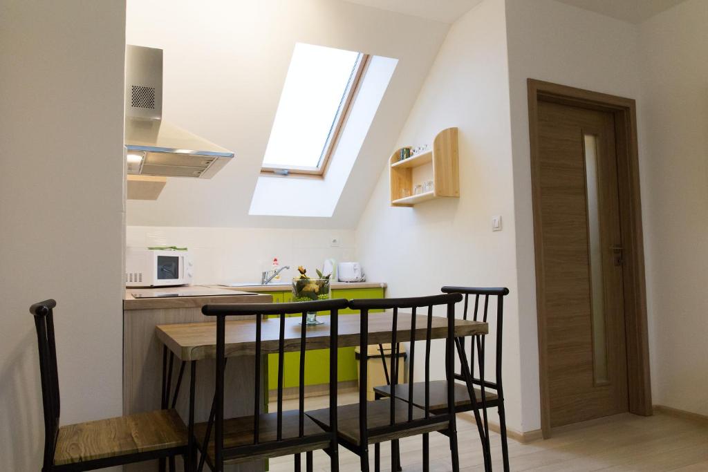 Kuchyň nebo kuchyňský kout v ubytování Apartmány pre Vás