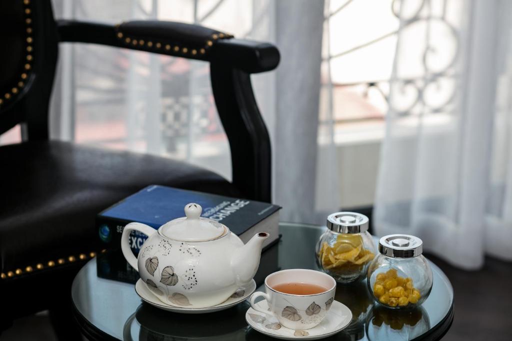 Hanoi Center Silk Premium Hotel & Spa & Travel - 8