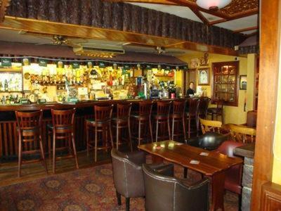 Wards Hotel - Resim 3