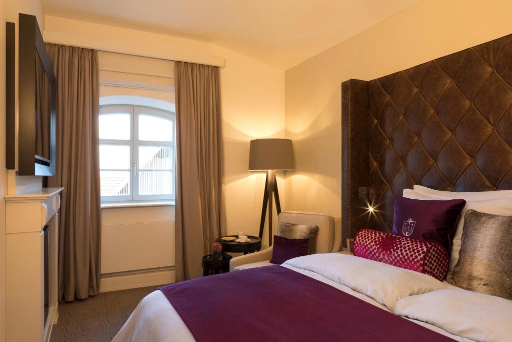 Hotel Brunnenhaus Schloss Landau - 12