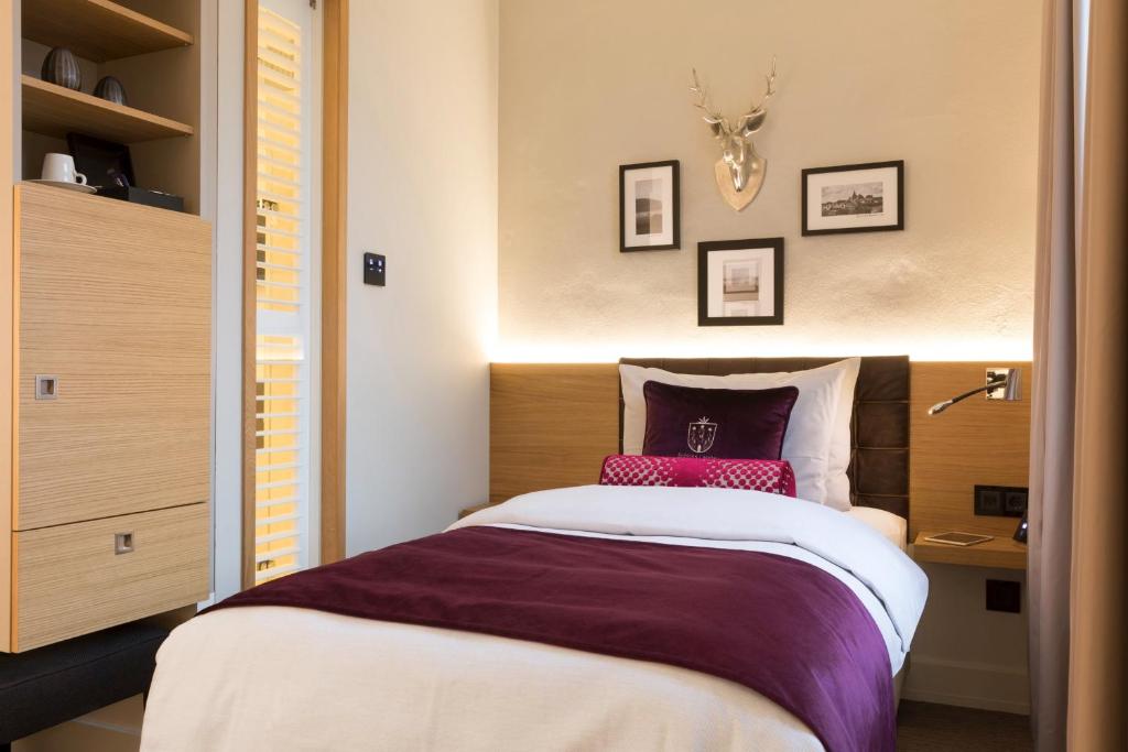 Hotel Brunnenhaus Schloss Landau - 7