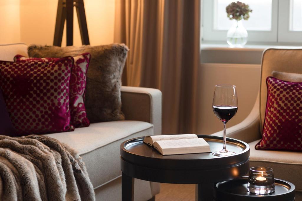 Hotel Brunnenhaus Schloss Landau - 17