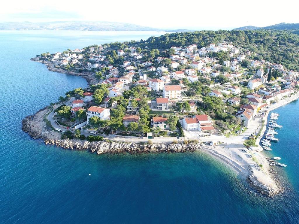 an aerial view of a small island in the water at Apartment Stomorska in Stomorska