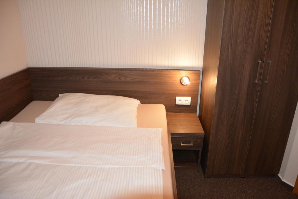 Ein Bett oder Betten in einem Zimmer der Unterkunft Almond