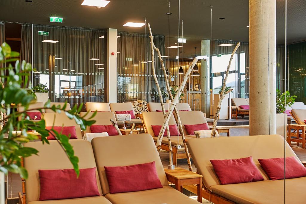 Posedenie v ubytovaní LOISIUM Wine & Spa Hotel Südsteiermark