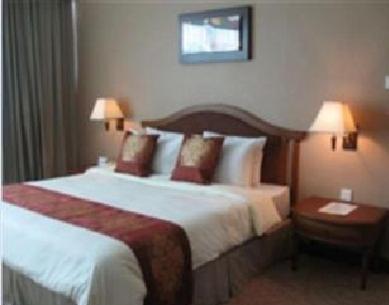 GBW Hotel - Deluxe Queen Room