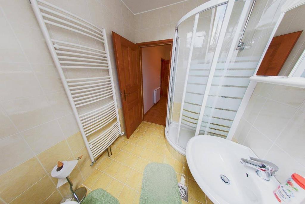 Koupelna v ubytování Farm Stay Loger