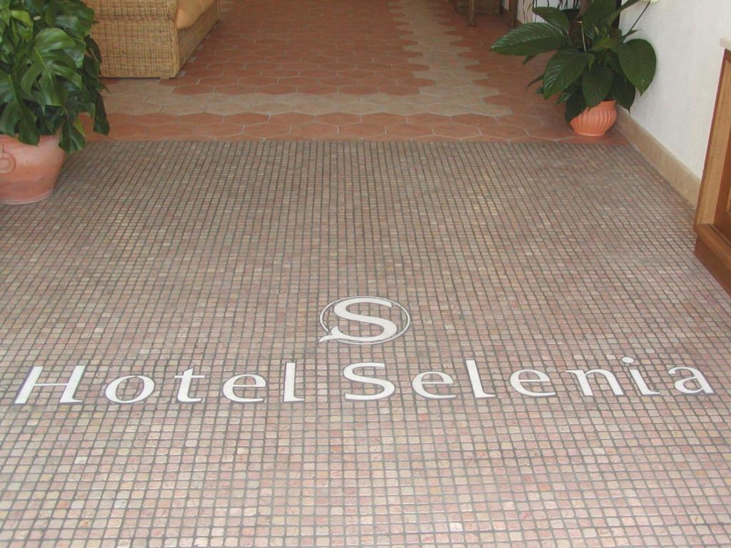 Certifikát, hodnocení, plakát nebo jiný dokument vystavený v ubytování Hotel Selenia Residence