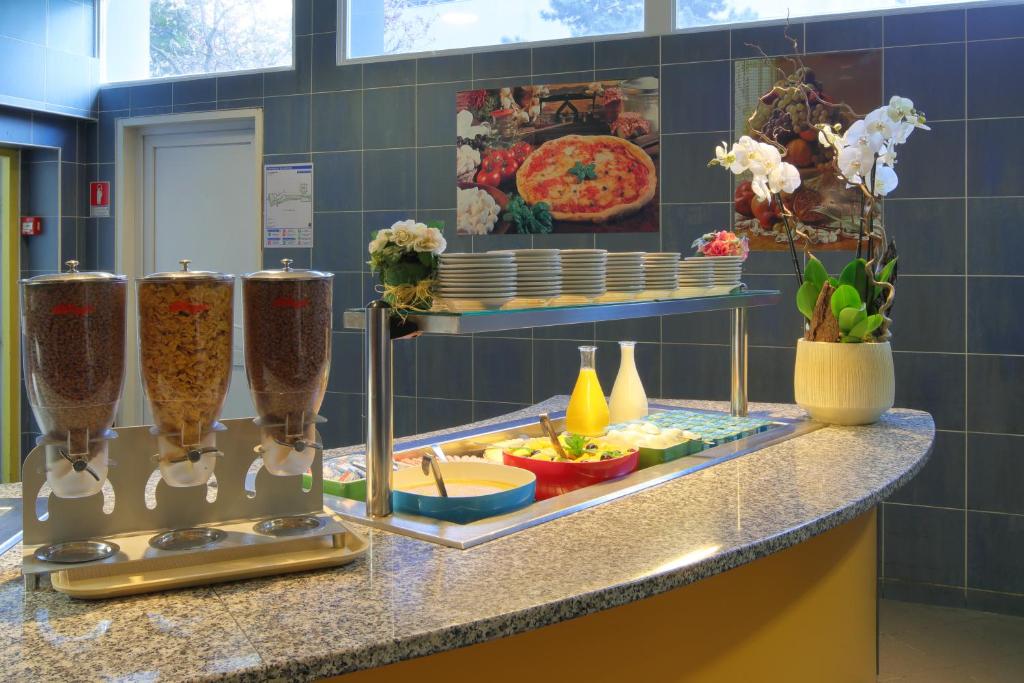 Hotel CIS Paris Maurice Ravel - Resim 10