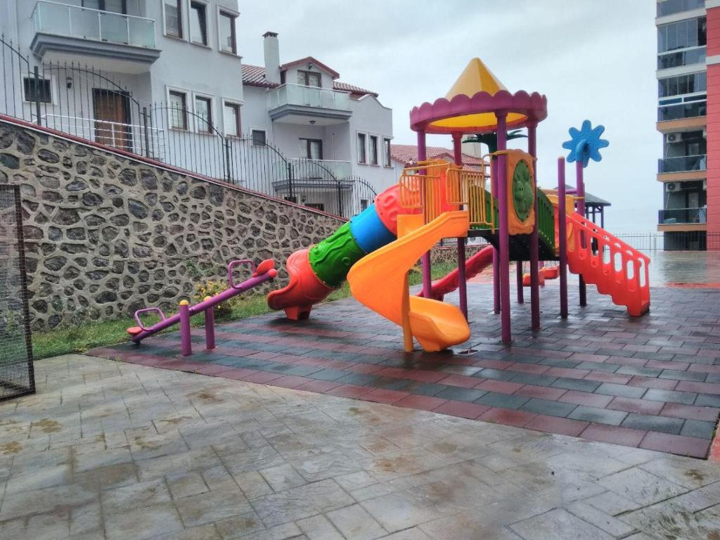 North Pearl Residence - 8