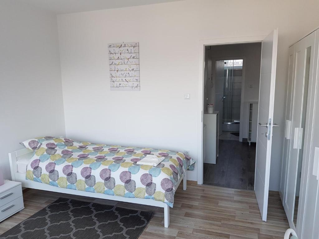 Apartment Alex Miramare - 10