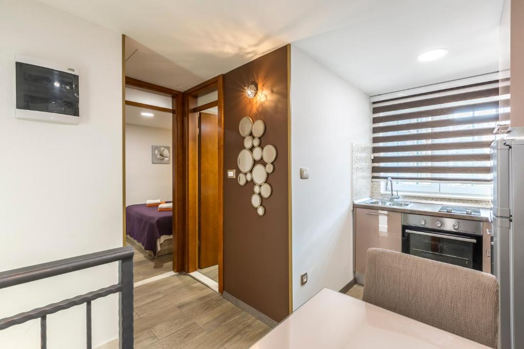 Kuchyňa alebo kuchynka v ubytovaní Reval Luxury Stone house apartments****