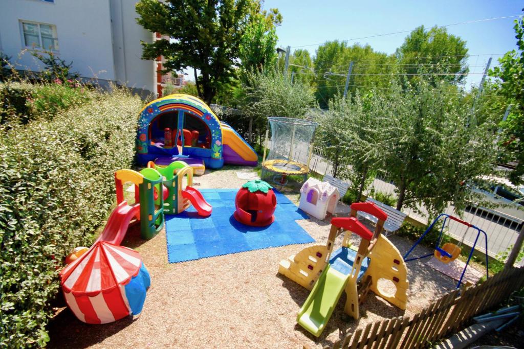 Herní místnost nebo prostor pro děti v ubytování Lotus Hotel ALL INCLUSIVE & SPIAGGIA