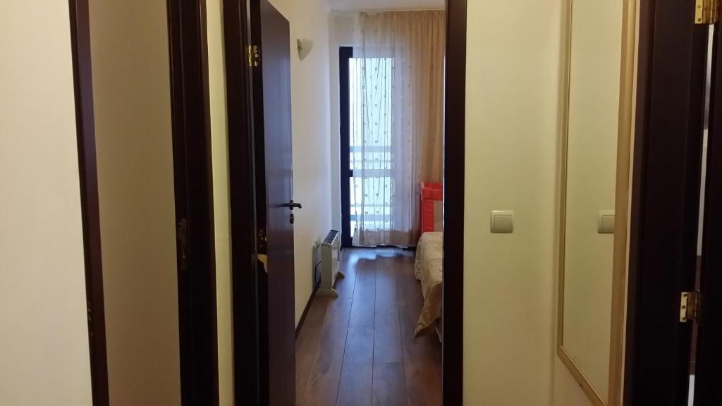 Ski-to-door access