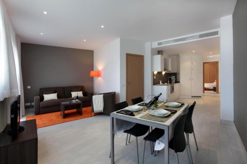 Posedenie v ubytovaní Fisa Rentals Les Corts Apartments