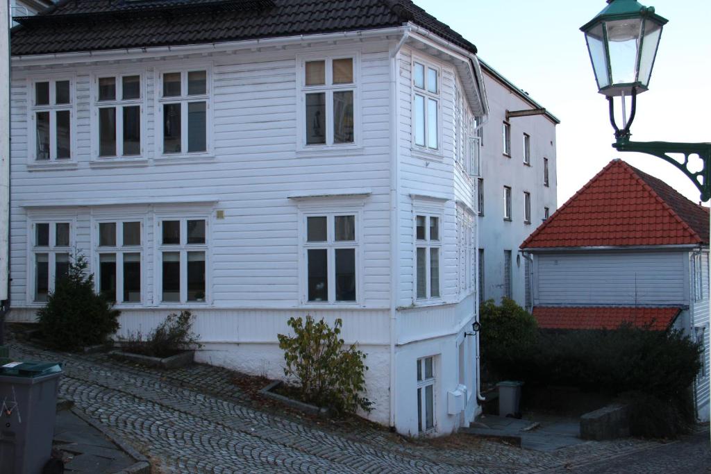 Skuteviksveien 42, Bergen – Prezzi aggiornati per il 2024