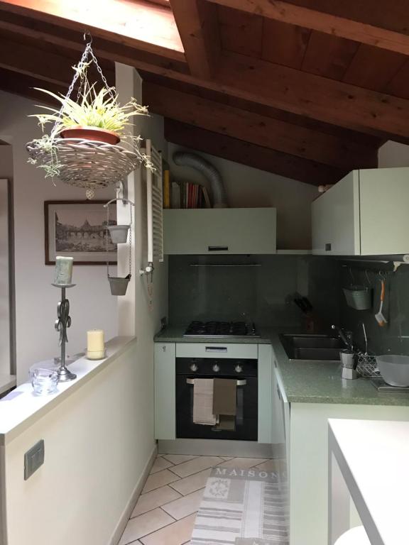 Kuchyň nebo kuchyňský kout v ubytování B&B Lodi Centro