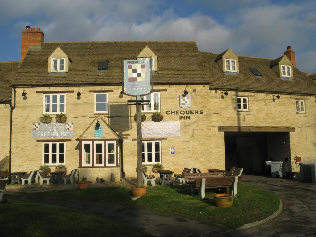 The Chequers Inn - Resim 5
