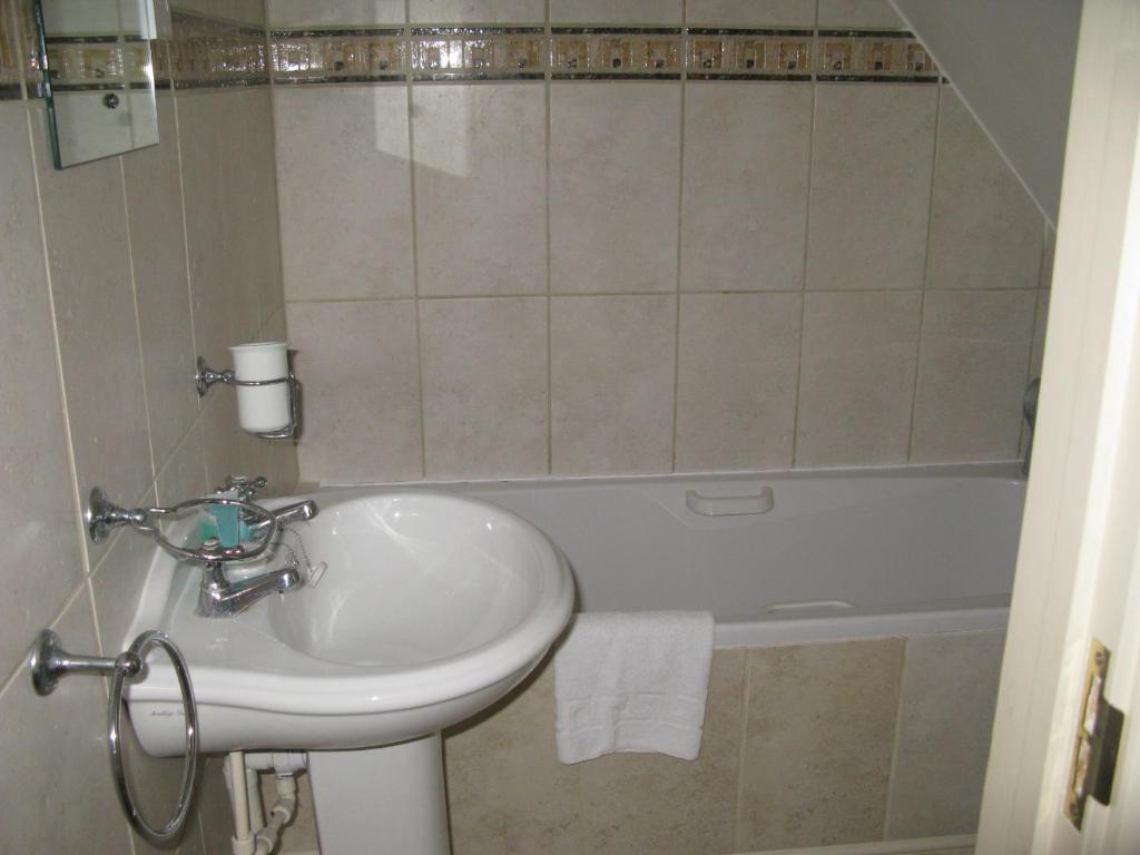 The Chequers Inn - Resim 7