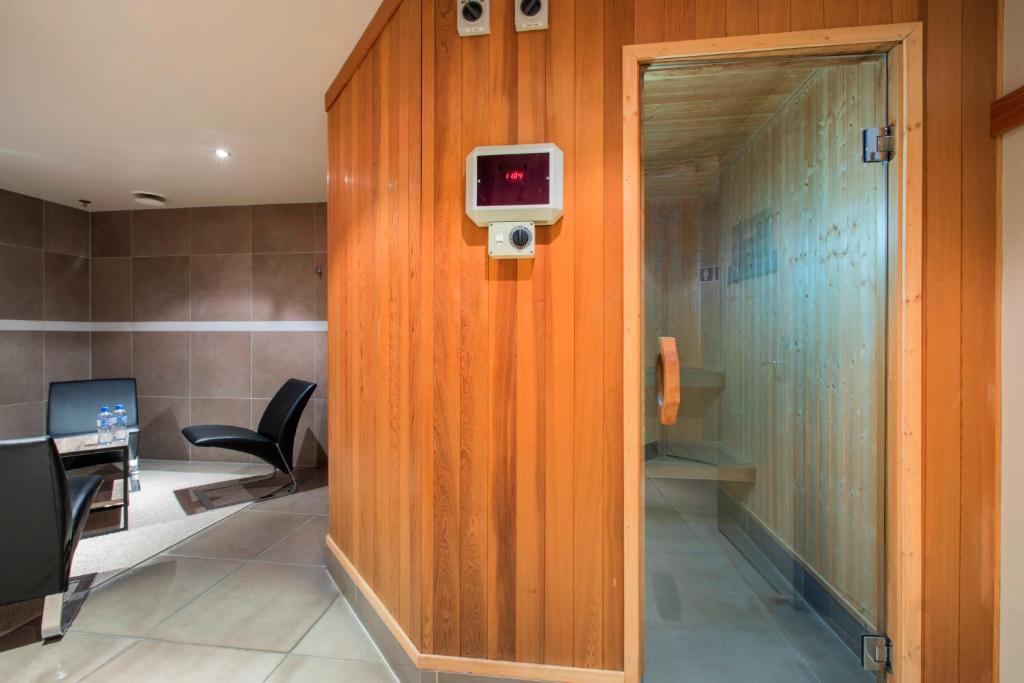 Quest on Durham - Resim 32