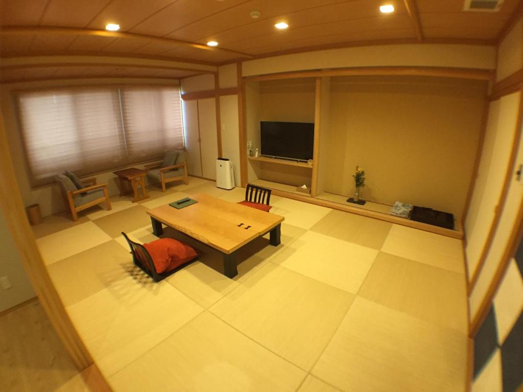Hokuriku Yamashiro Onsen Hotel Kikyou - 日式套房+露天温泉【星乐】