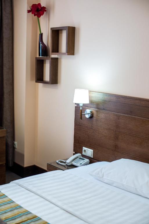 Hotel Olympic - Standard Single Room