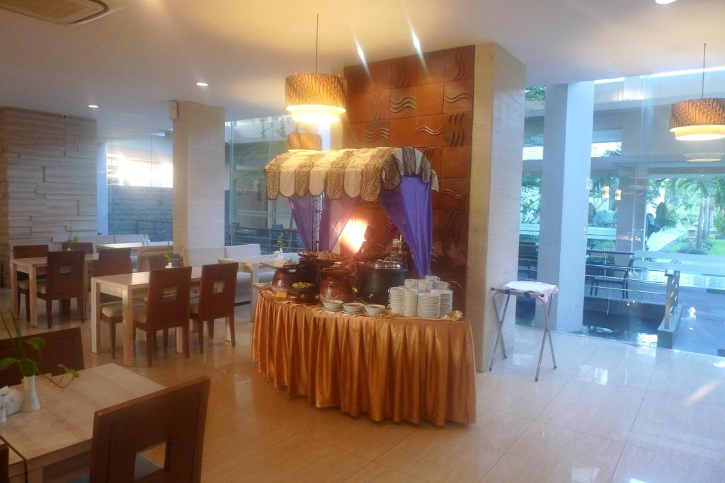 Posezení v ubytování Lombok Raya Hotel