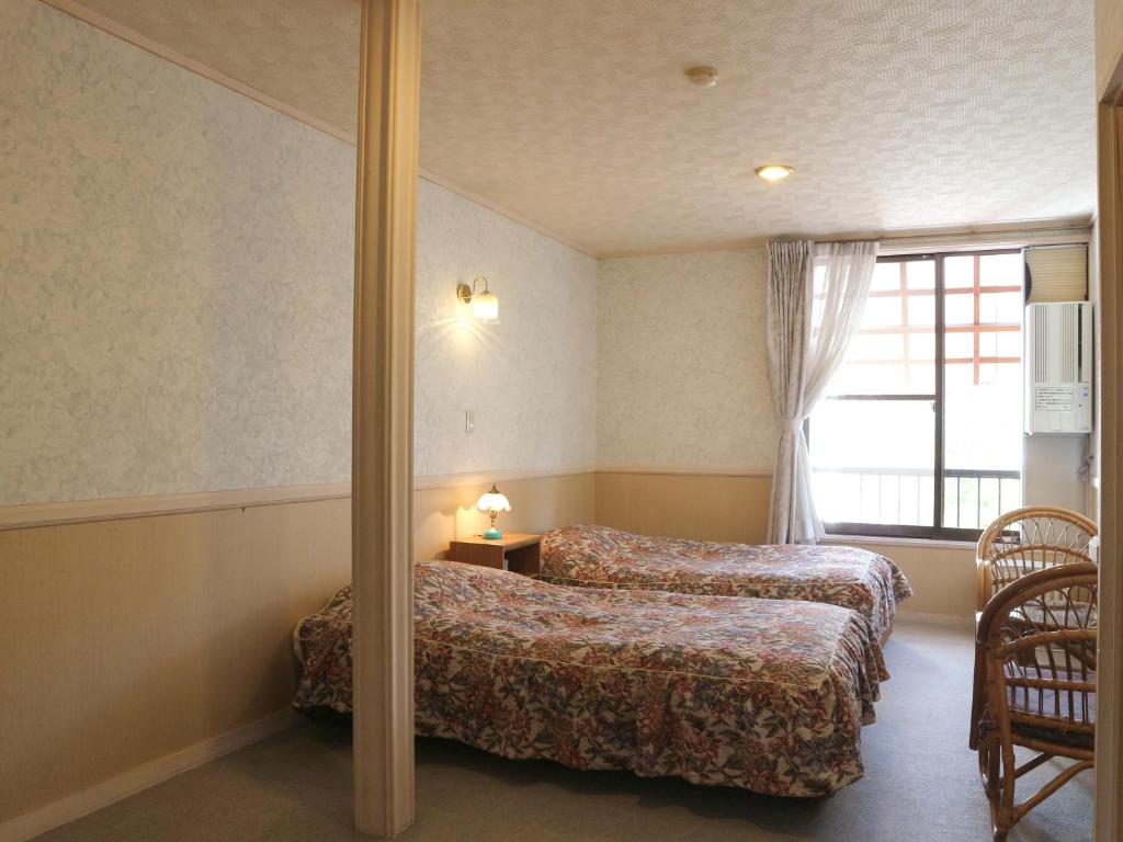 Pension Eden - Twin Room
